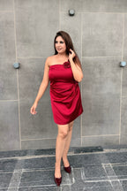 Maroon One-Shoulder Rose Short Dress
