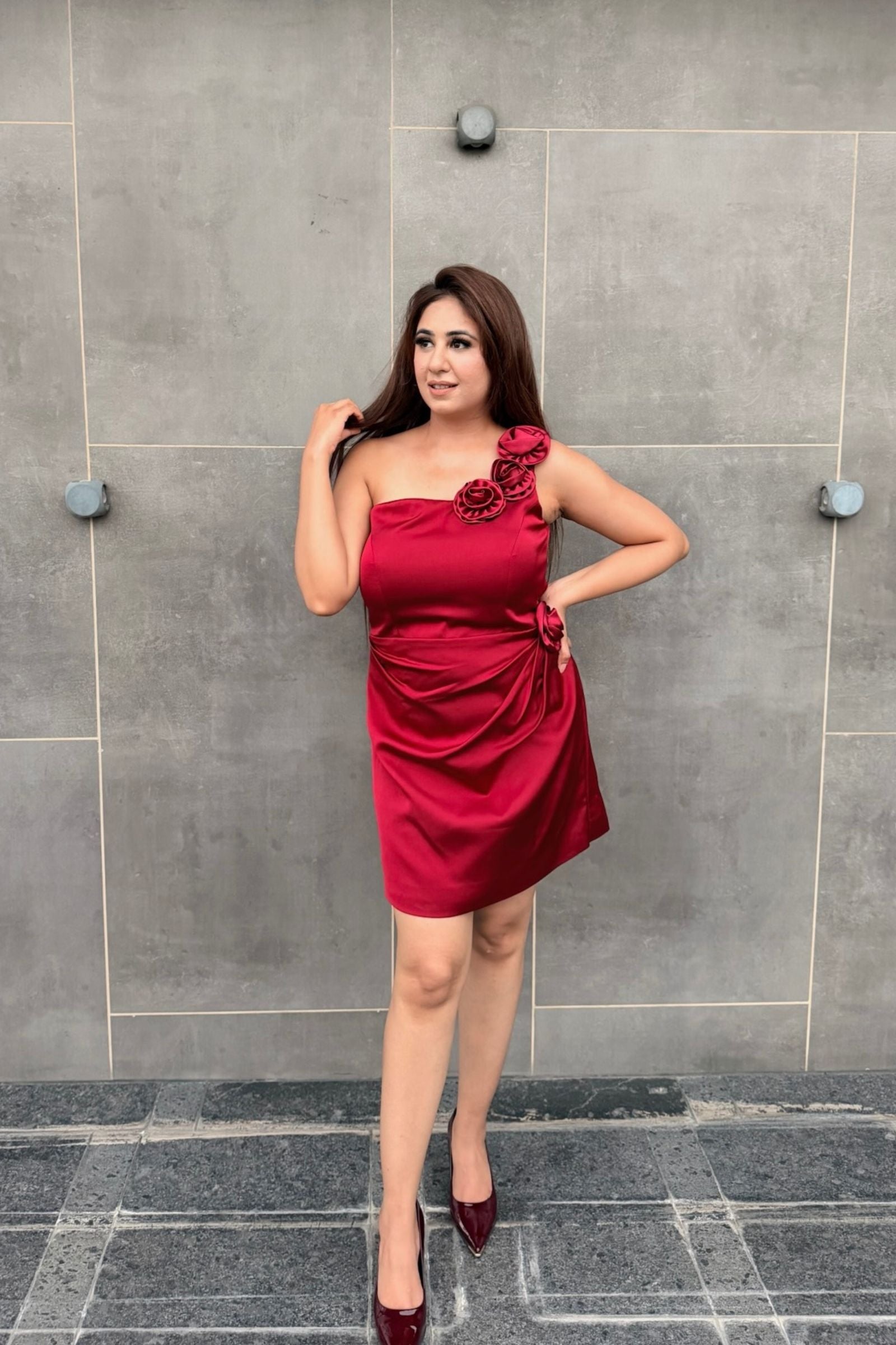 Maroon One-Shoulder Rose Short Dress