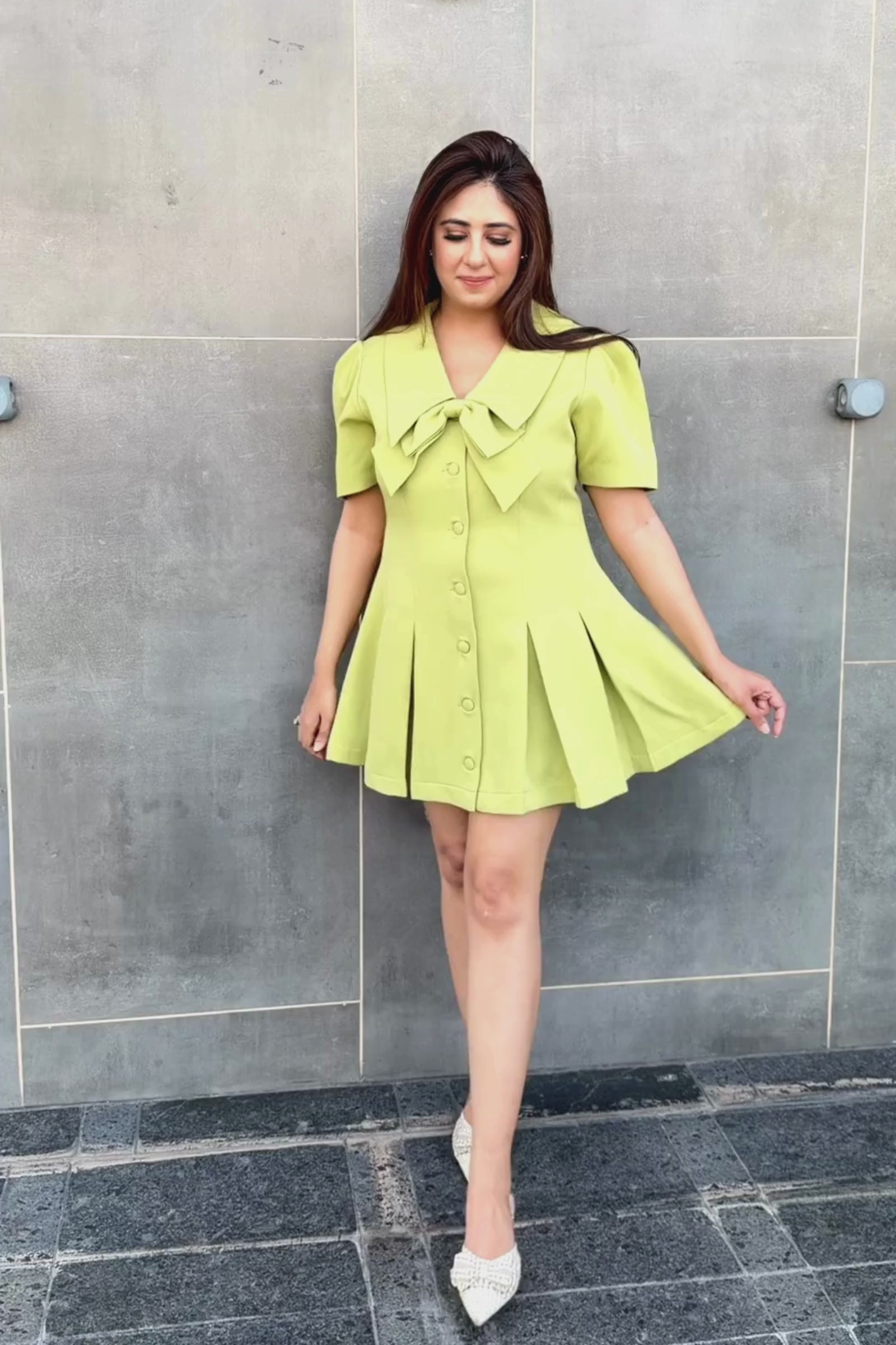 Lime Green Bow Detail Pleated Short Dress